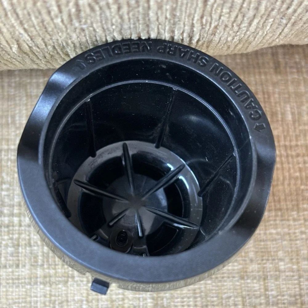 OEM Keurig Model K910 Coffee Maker K-Cup Holder & Needle Replacement Parts